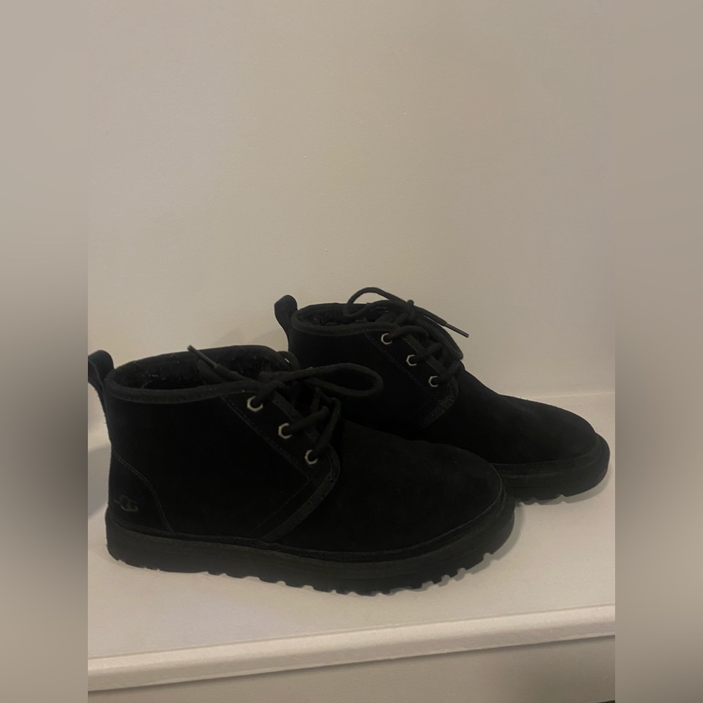 Neumel Uggs